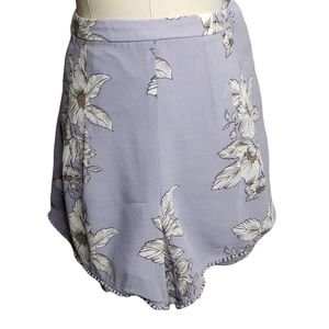 Coquette Floral Pompom Trim Feminine Fairy Spring Summer Gianni Bini Shorts Med